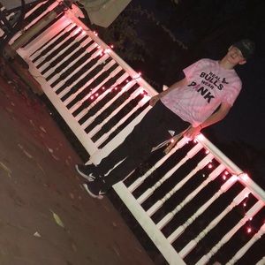 Meet your Posher, Casey